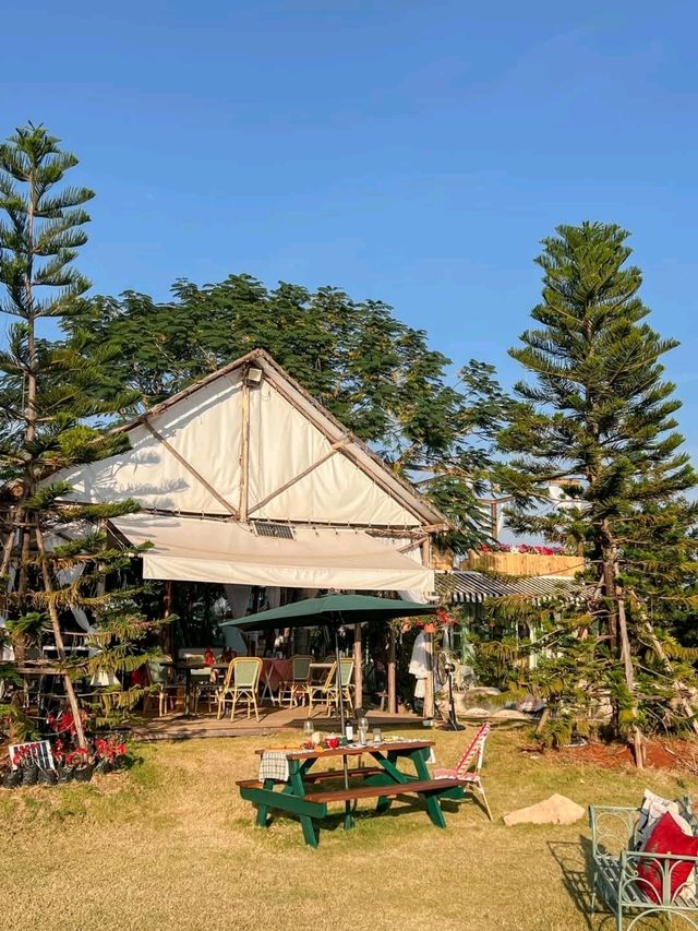 Audrey Hobby Farm 