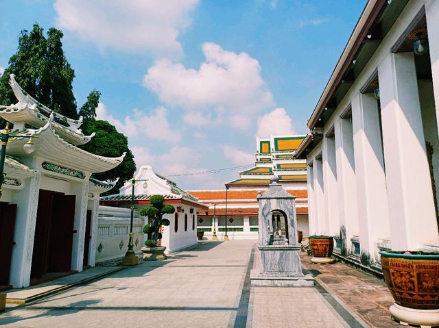 泰國曼谷市中心皇家古跡寺廟景點:Ratcha Orasaram Ratchaworawihan (Chom Thong)，適合拍照📸打卡