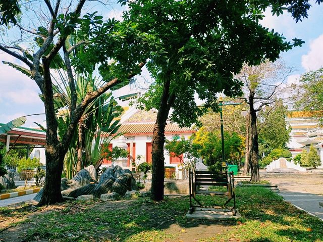 泰國曼谷市中心皇家古跡寺廟景點:Ratcha Orasaram Ratchaworawihan (Chom Thong)，適合拍照📸打卡
