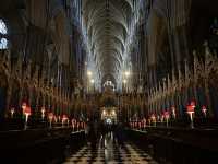 Westminster Abbey: A Journey Through British History and Majesty