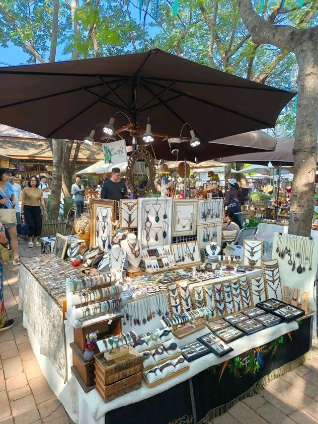 Jing Jai Market 超好逛 清邁最大的文青工藝市集