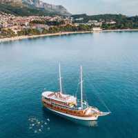 🇭🇷 Hvar Island: A Sun-Kissed Croatian Cruise Escape 🌊☀️
