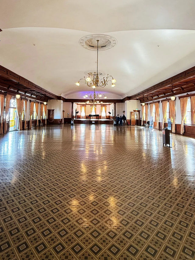 🏛️ 舊函館區公會堂｜明治時代的西洋風建築 ✨ 