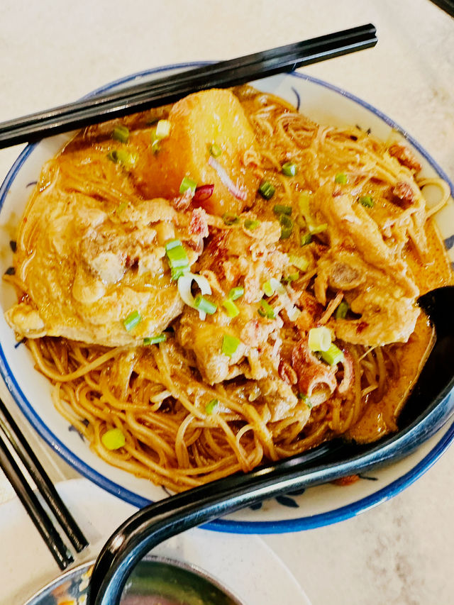 Ho Kow Hainam Kopitiam: A Taste of Nostalgia