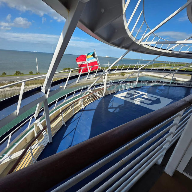 Sailing in Style: A Royal Caribbean Adventure 