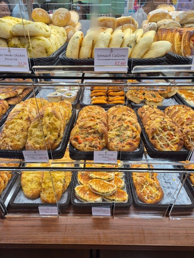 The Best Italian Bakery 🥖🍞🥪