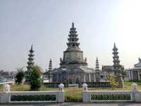 กราบ🙏พระพุทธไตรรัตนนายกวัดกัลยาณมิตร
