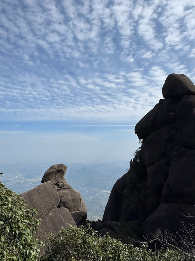 考驗想像力的山景:江西上饒靈山