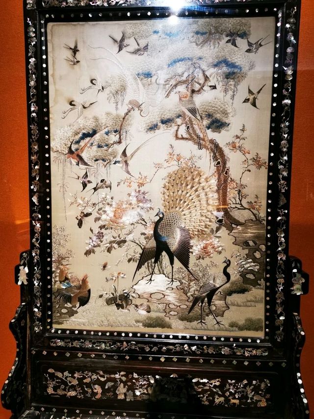 Timeless Treasures: Exploring the Antique Watch Collection at Guangdong Museum