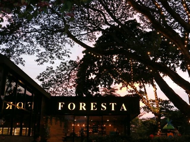 ร้านอาหารสุดชิล Foresta Bangsean 
