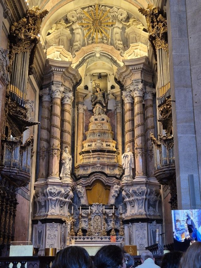 💒성당과 전망을 한번에 관람할 수 있는 클레리고스 성당💒