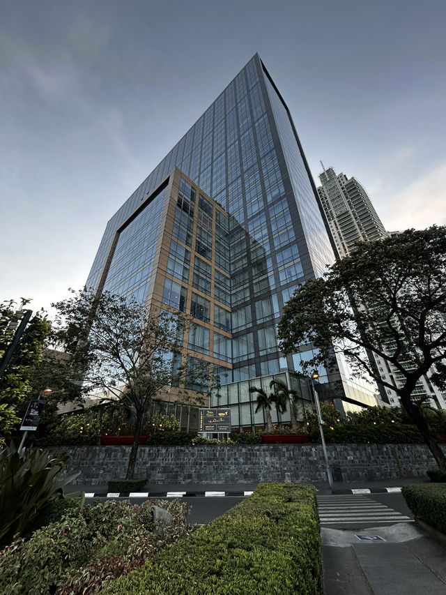 A Day in Makati for the Brokenhearted: Healing Through Quiet Moments