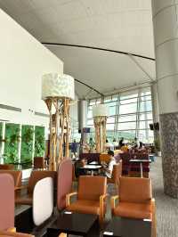 ベトナム　ベトナム観光　タンソンニャット空港のRose Business loungeで快適に過ごす！