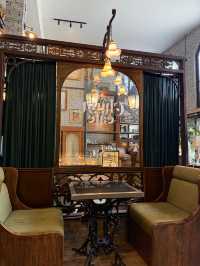Churn Café Phitsanulok คาเฟ่สวย สไตล์ยุโรปวินเทจ🏰