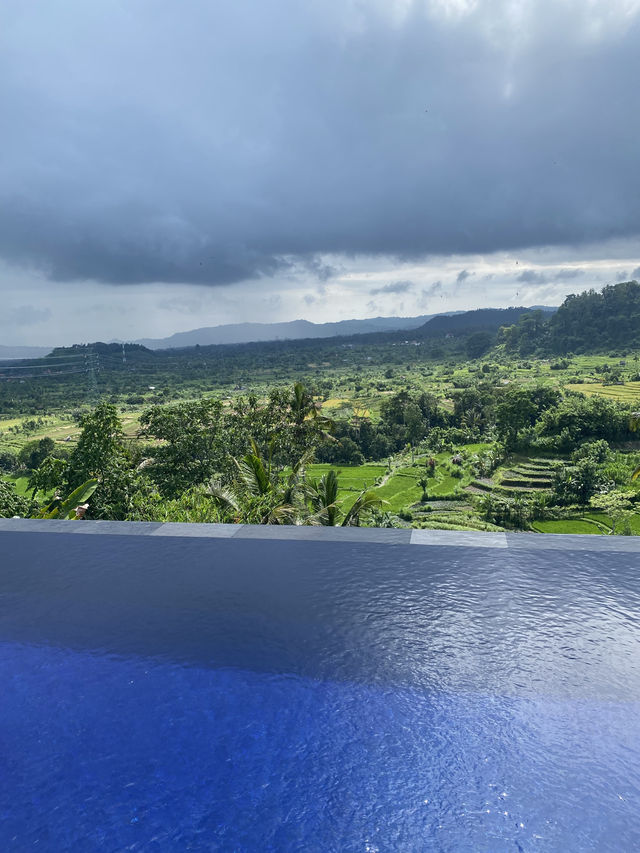 【インドネシア🇮🇩バリ島】絶景カランガセムのホテル