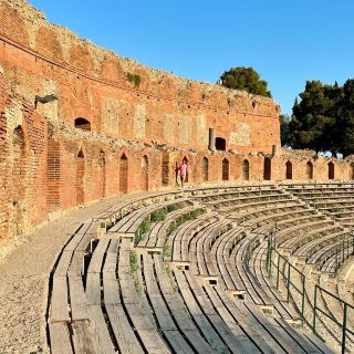 🎭 Timeless Drama: A Spring Day at Teatro Antico di Taormina & Beyond! 🌿🌊