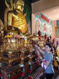 วัดริมทะเล สวยงาม
