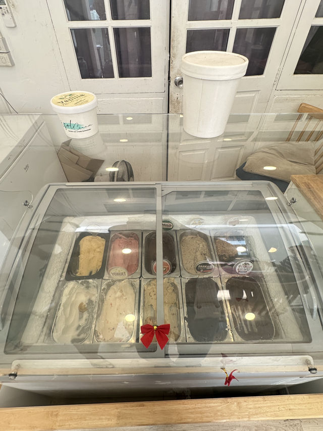 🍨 𝙞𝙎𝙊𝙇𝘾𝙍𝙀𝘼𝙈 คาเฟ่ไอติมโฮมเมด นนทบุรี