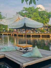 คาเฟ่สวนดอกไม้ฉะเชิงเทรา