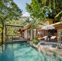 A Sanctuary Carved into Nature’s Embrace