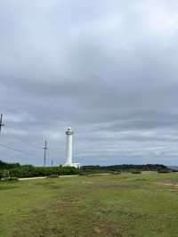 《沖繩海景推薦》登上殘波岬燈塔，眺望無敵蔚藍海景！