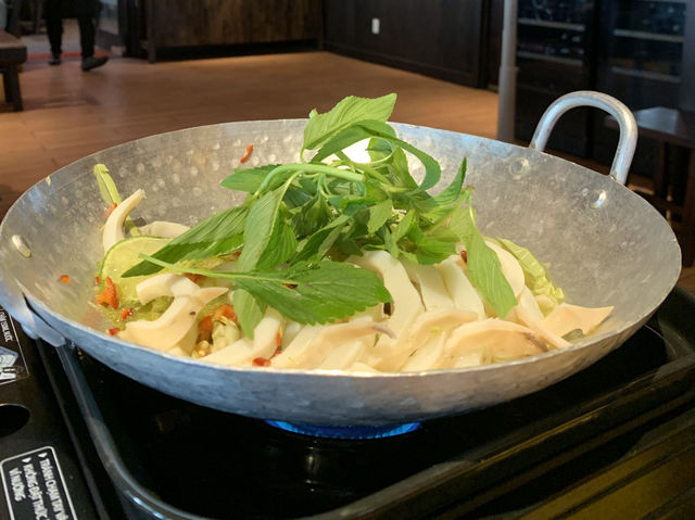 분위기, 맛, 서비스까지 3박자 완벽,  Ơi Nha Trang Restaurant
