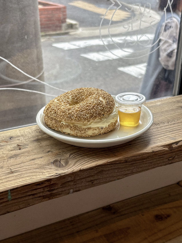 오픈전부터 줄서는 쫀득한 베이글 맛집🥯