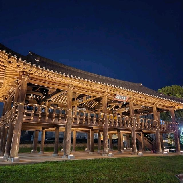 A Lazy Stroll Through Cheongju Jungang Park