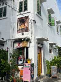 Breakfast by the River: Baba Kaya’s Nostalgic Bites in Melaka