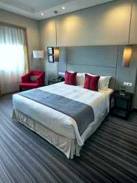 A Wonderful Vacation with Friends at Carlton Hotel Singapore - Stylish Comfort & Perfect Location. 