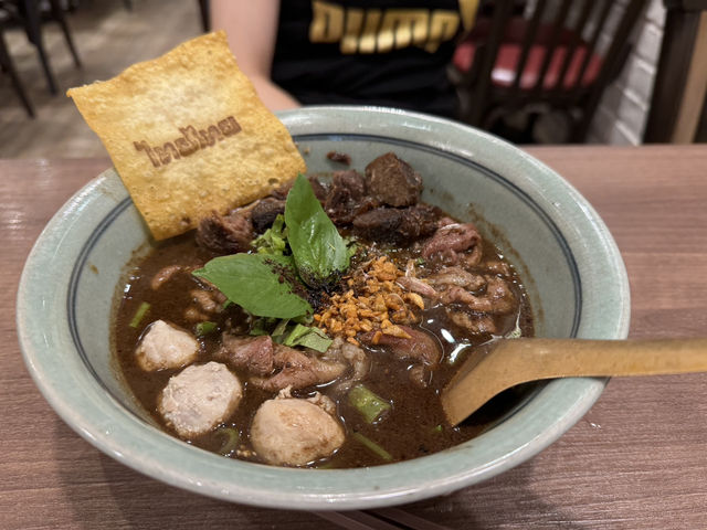 Boat Noodles with a Touch of Comfort: Thai Thai Boat Noodles @ Siam Square