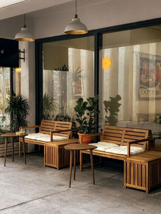 Rever Cafe Malaysia