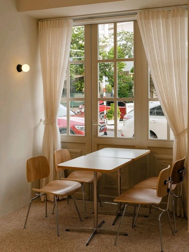 Cafe Shining Glory Hanoi