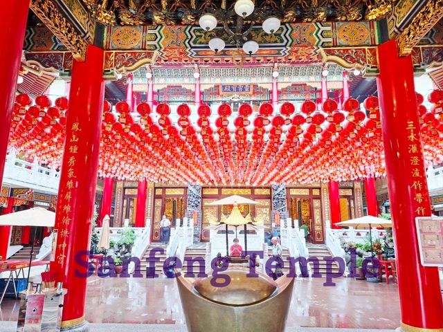 Sanfeng Temple วัดโคมแดง✨️