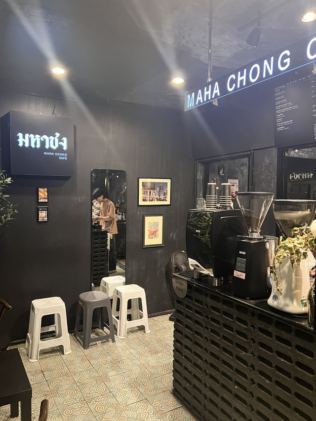 Mahachong cafe