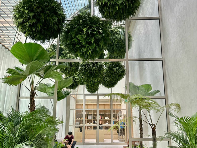 🏨🇸🇬 The Singapore EDITION: A Stylish Oasis in the Embassy District!