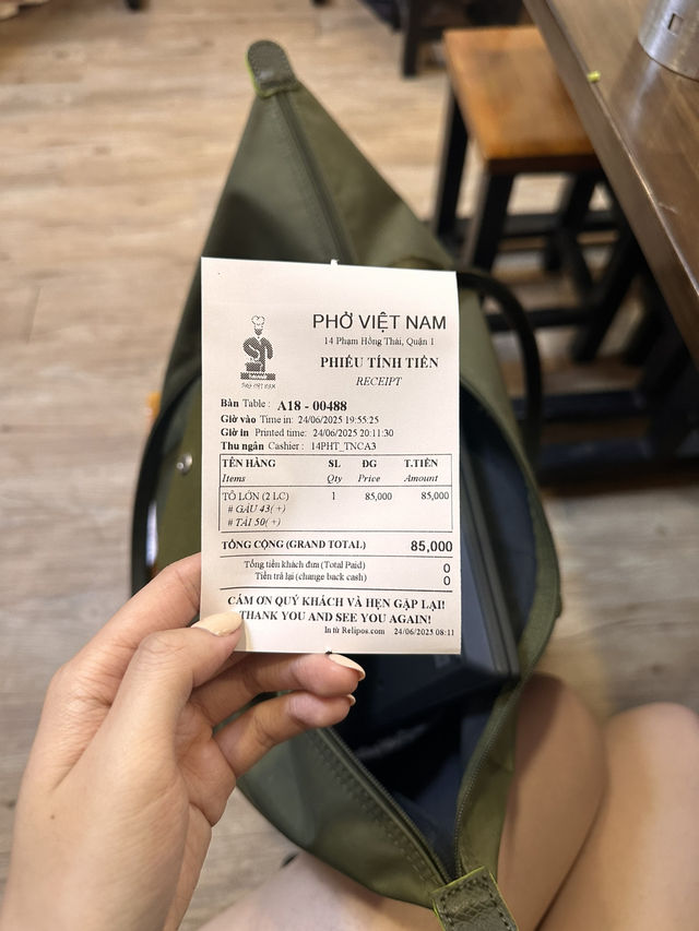Michelin-Listed Pho in Saigon 🍜 Phở Việt Nam 