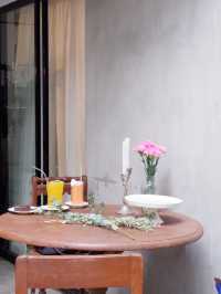 Unbirthday cafe : คาเฟ่สุดฮิตย่านสุขุมวิท