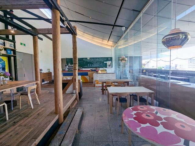 和歌山市 | BRING BOOK STORE 美術館的書香咖啡店