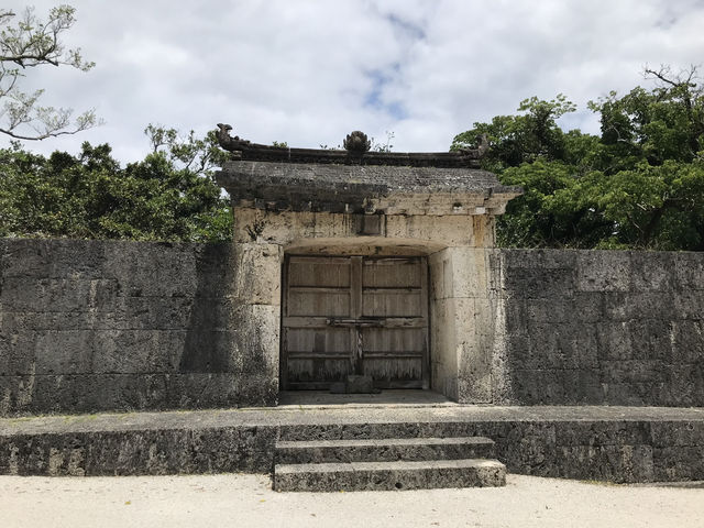 沖繩-首里城（重建中）