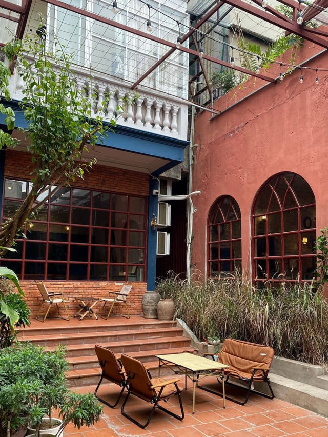 Indoor Coffee & Bistro