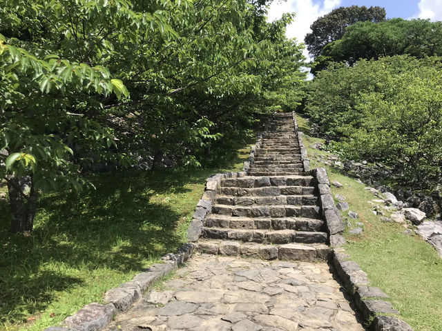沖繩自由行（史跡 今歸仁城）海岸線可看到戰機飛過