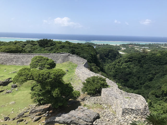 沖繩自由行（史跡 今歸仁城）海岸線可看到戰機飛過