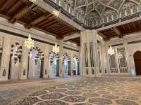 【Sultan Qaboos Grand Mosque／スルターン・カブース大モスク】