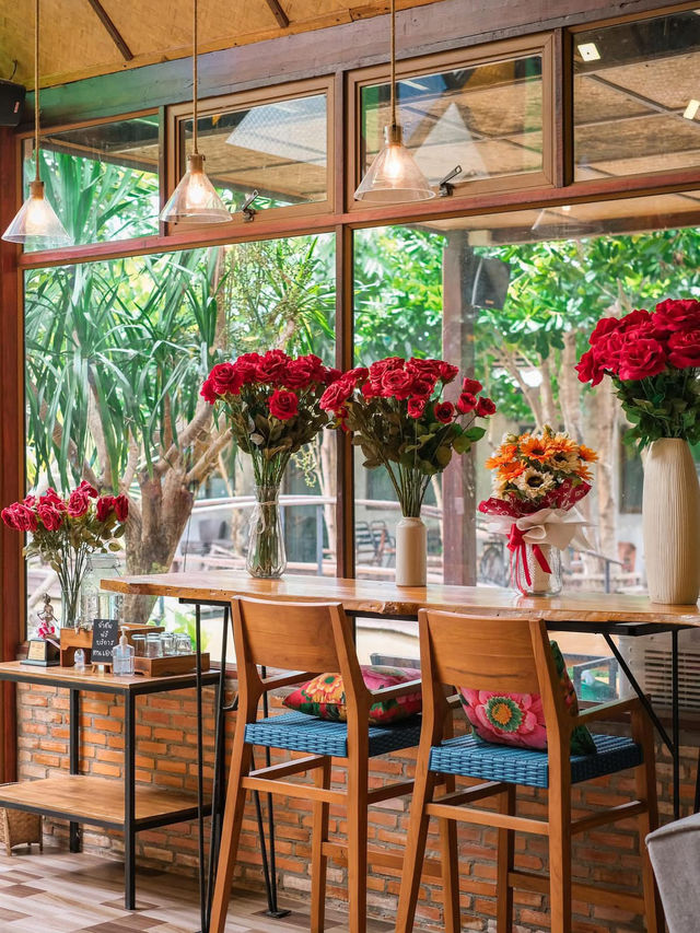 🌿 The Canal Cafe คลองสายลม 🍃 