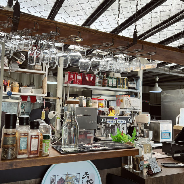 深黑義法餐酒館