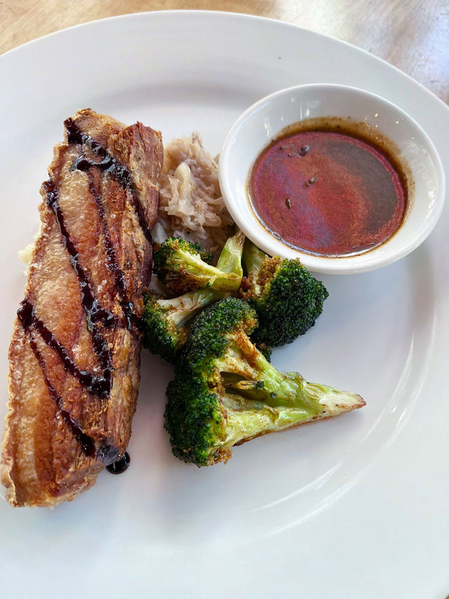 “Bavarian Bierhaus: Laid-Back Haven for Authentic German Flavors”