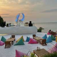 Good Old Sea – คาเฟ่สุดชิลล์ริมชายหาด ณ นาจอมเทียน