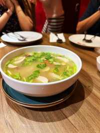 🌕 Fly to moon Thai Food 