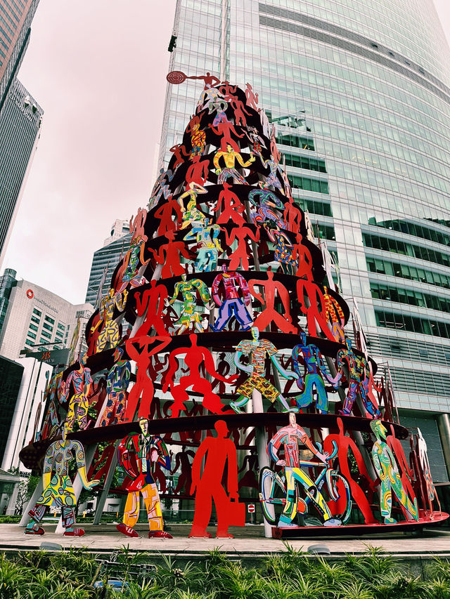 Art in Motion at Raffles Place 🎨🚶‍♂️